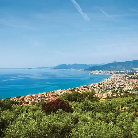 Lägenhet Il Superiore Pietra Ligure